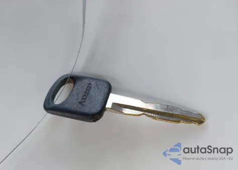 1994 Ford Ranger z USA, uszkodzony, nr VIN 1FTCR10A3RTA59122